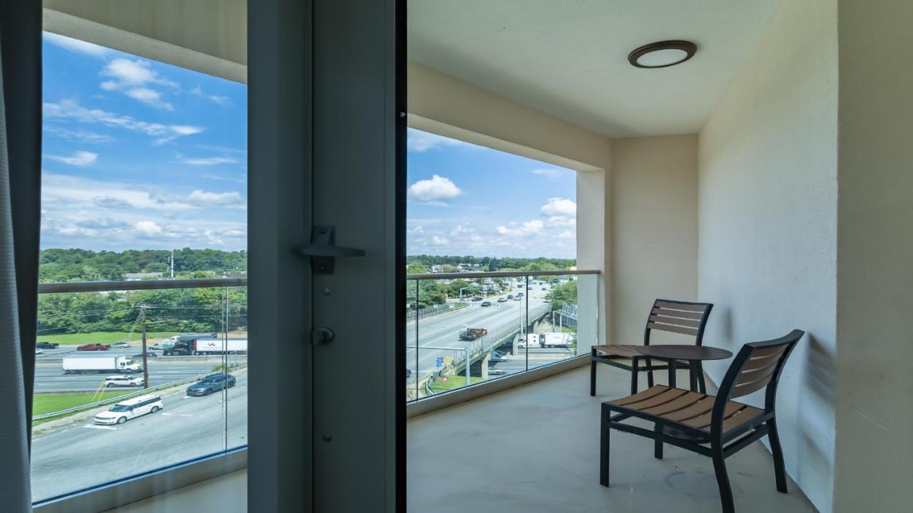 מלון Courtyard By Marriott Atlanta דאנוודי מראה חיצוני תמונה